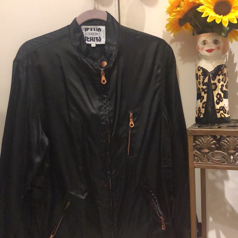 Iceberg Jeans black jacket w a satiny look.Full lengthzipper  hardware accents.
